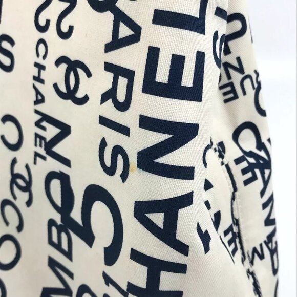 CHANEL By the Sea CC Mark Clear Chain Shoulder Tote Bag Canvas White x navy - Picture 2 of 12